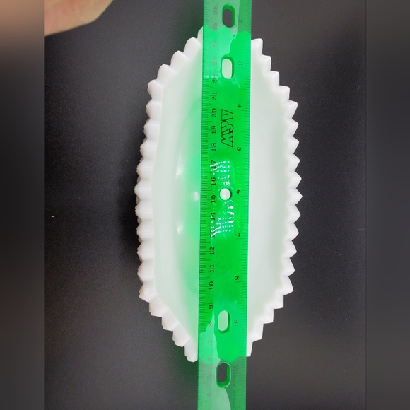 Westmoreland English Hobnail Milkglass Dish - Picture 6 of 7